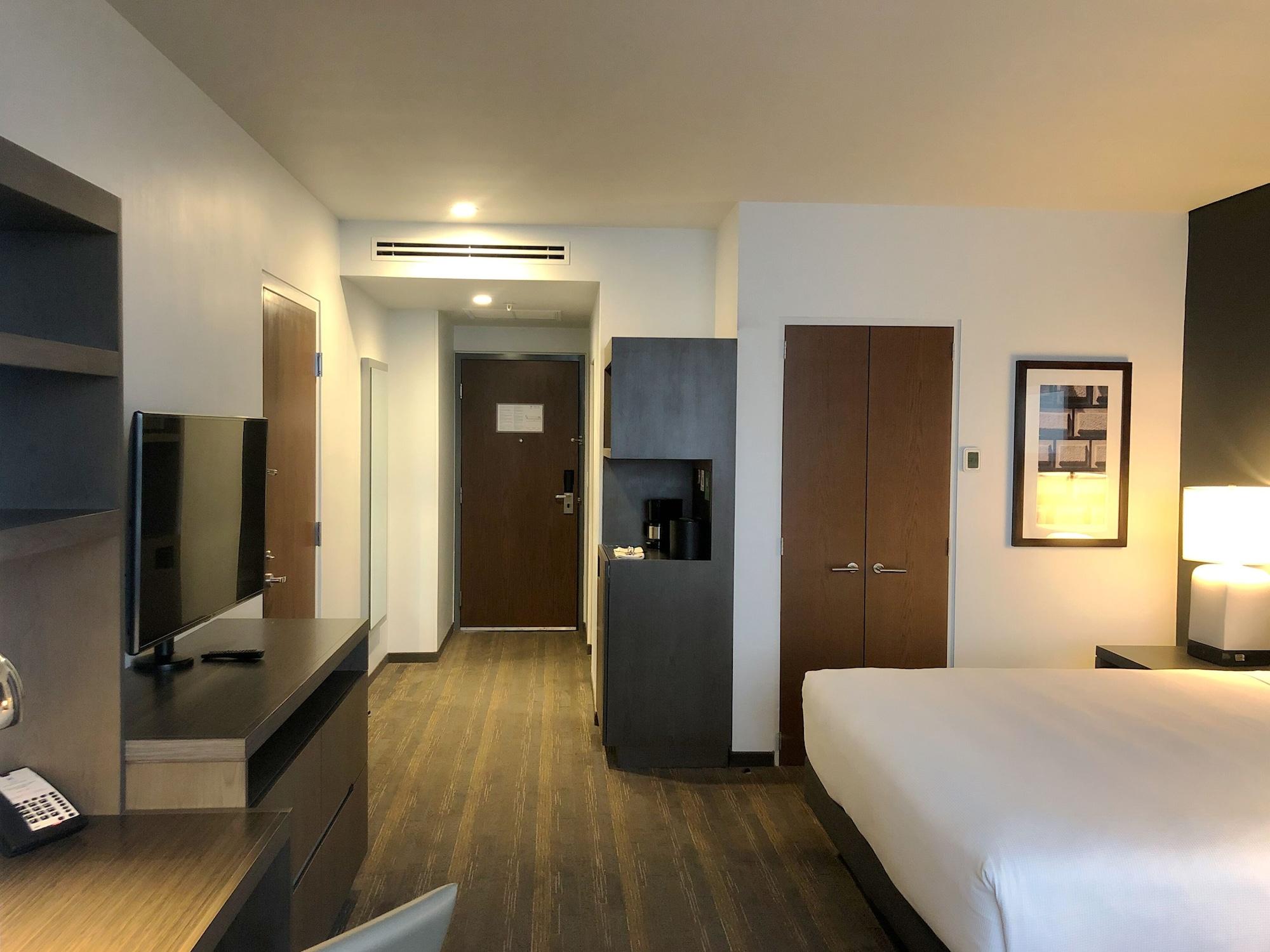 Hyatt House Santa Fe Hotel