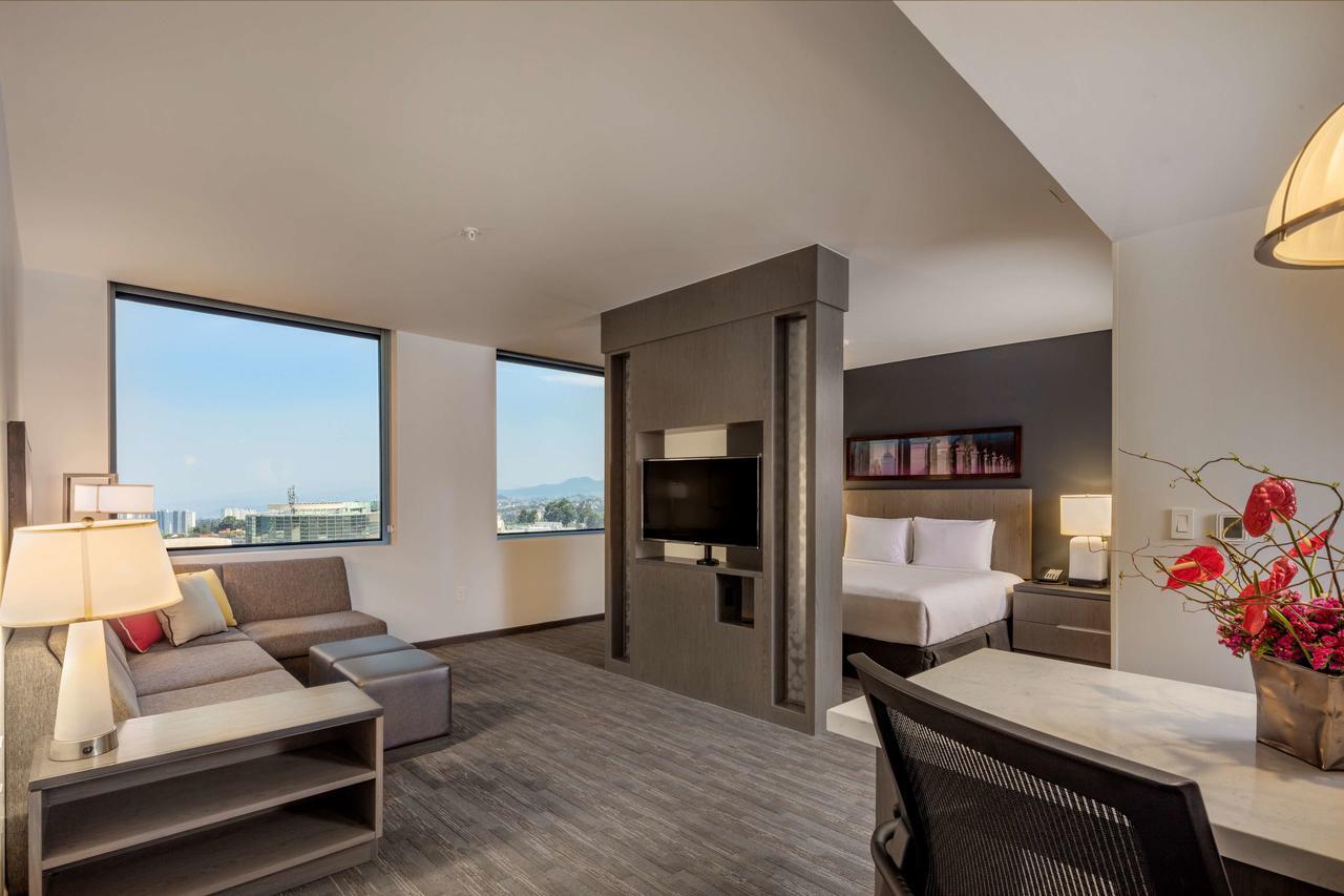 Hyatt House Santa Fe 4*